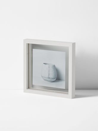 Theo Medium Frame - White